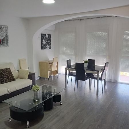 Villa Alegria 托雷莫利诺斯 外观 照片